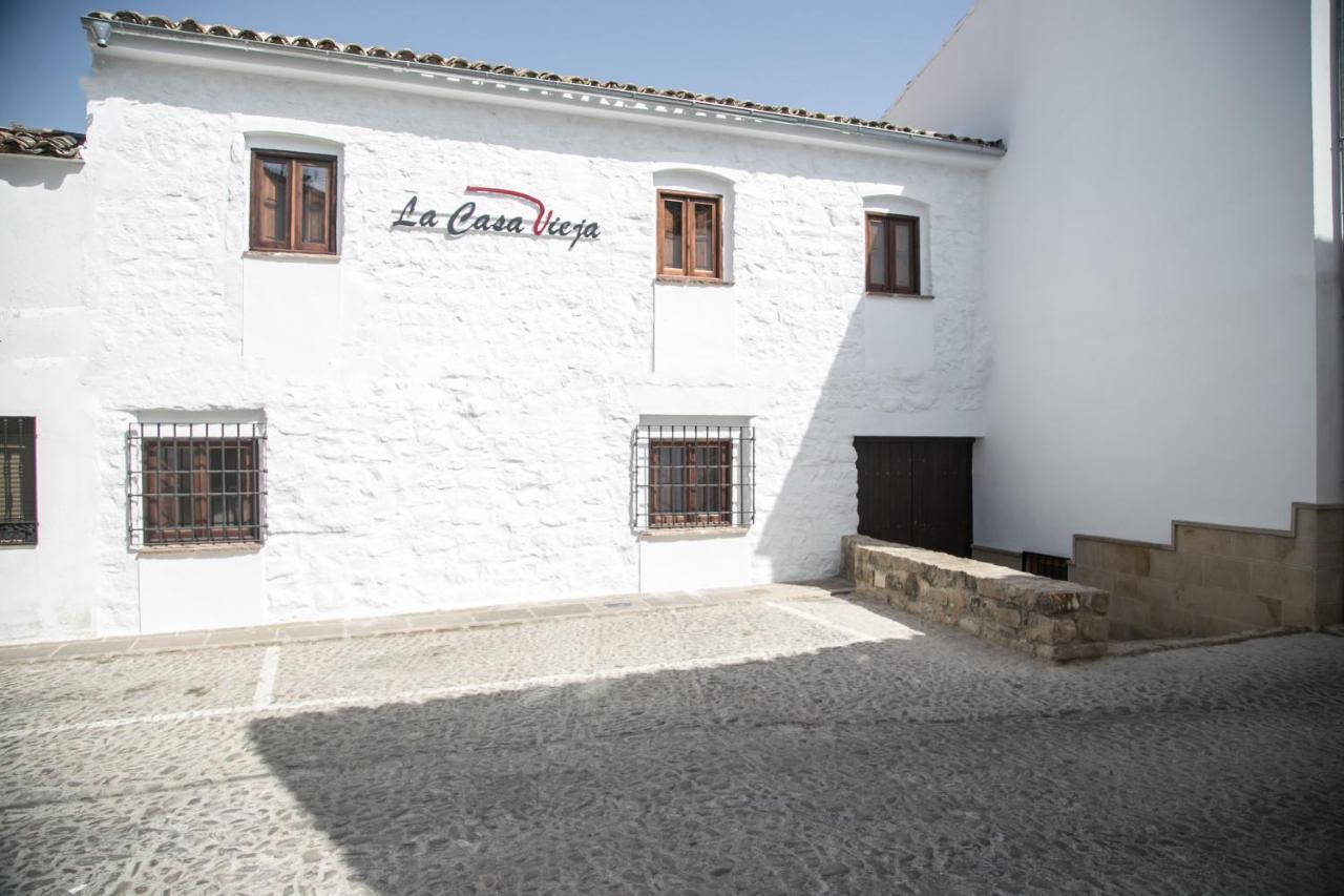 Apartamentos Turisticos La Casa Vieja Sabiote エクステリア 写真