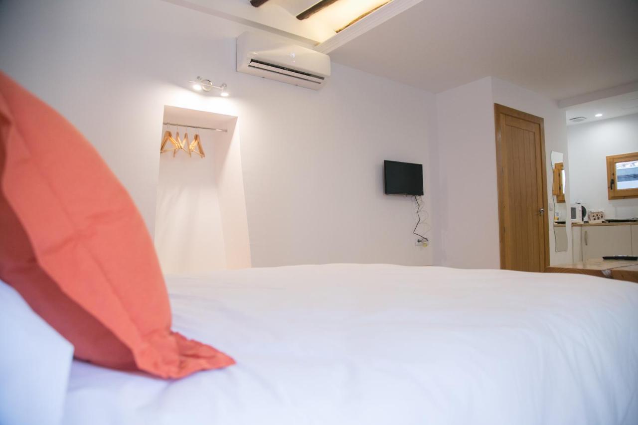 Apartamentos Turisticos La Casa Vieja Sabiote エクステリア 写真